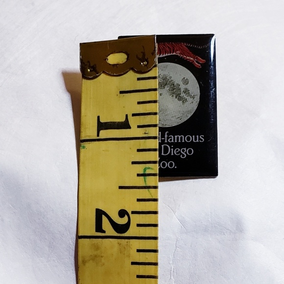 Vintage San Diego Diego Tiger Moon Zoo Lapel Pin - Picture 4 of 6